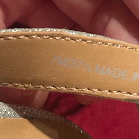 Jessica Simpson Oluina Embellished Platform Pumps - Picture 15 of 15